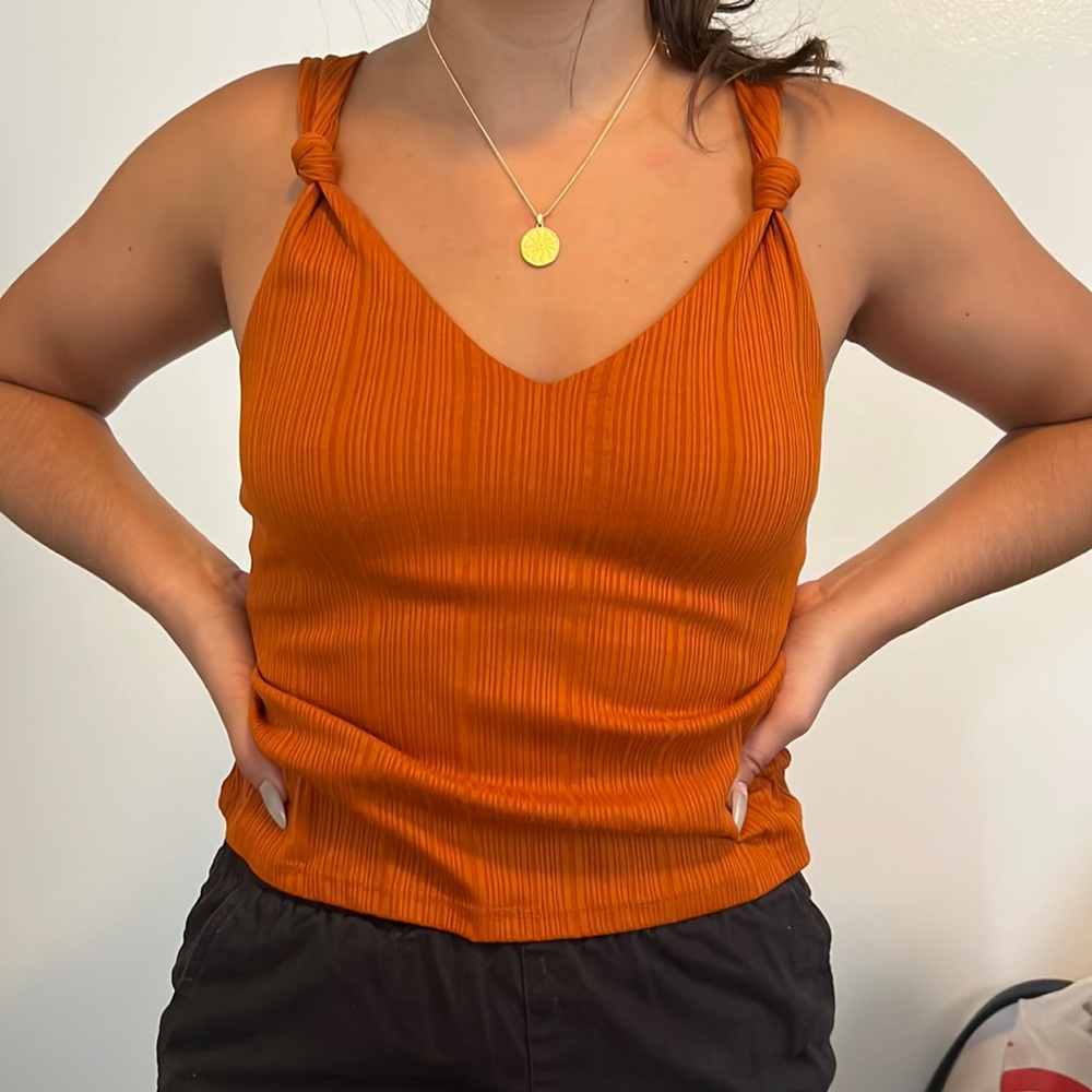 very comfortable h&m tank top